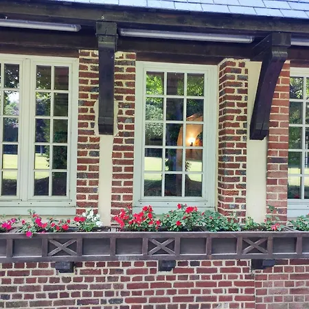 Отель Le Relais Des Dalles - & Restaurant Сассео-ле-Мокондюи