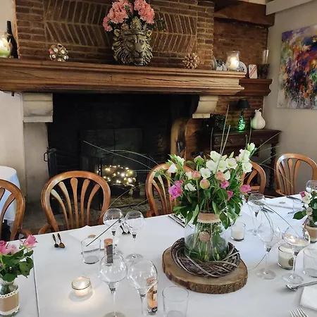 Le Relais Des Dalles - & Restaurant 4* Сассео-ле-Мокондюи