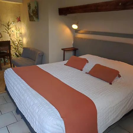 Le Relais Des Dalles - & Restaurant
