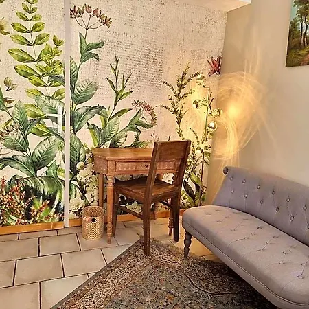 Hotel Le Relais Des Dalles - & Restaurant 4*